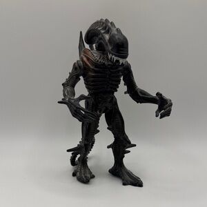 Vintage Alien 7 Inch Toy Action Figure No Box